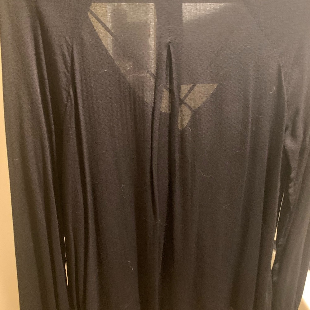Black top - Picture 5 of 5